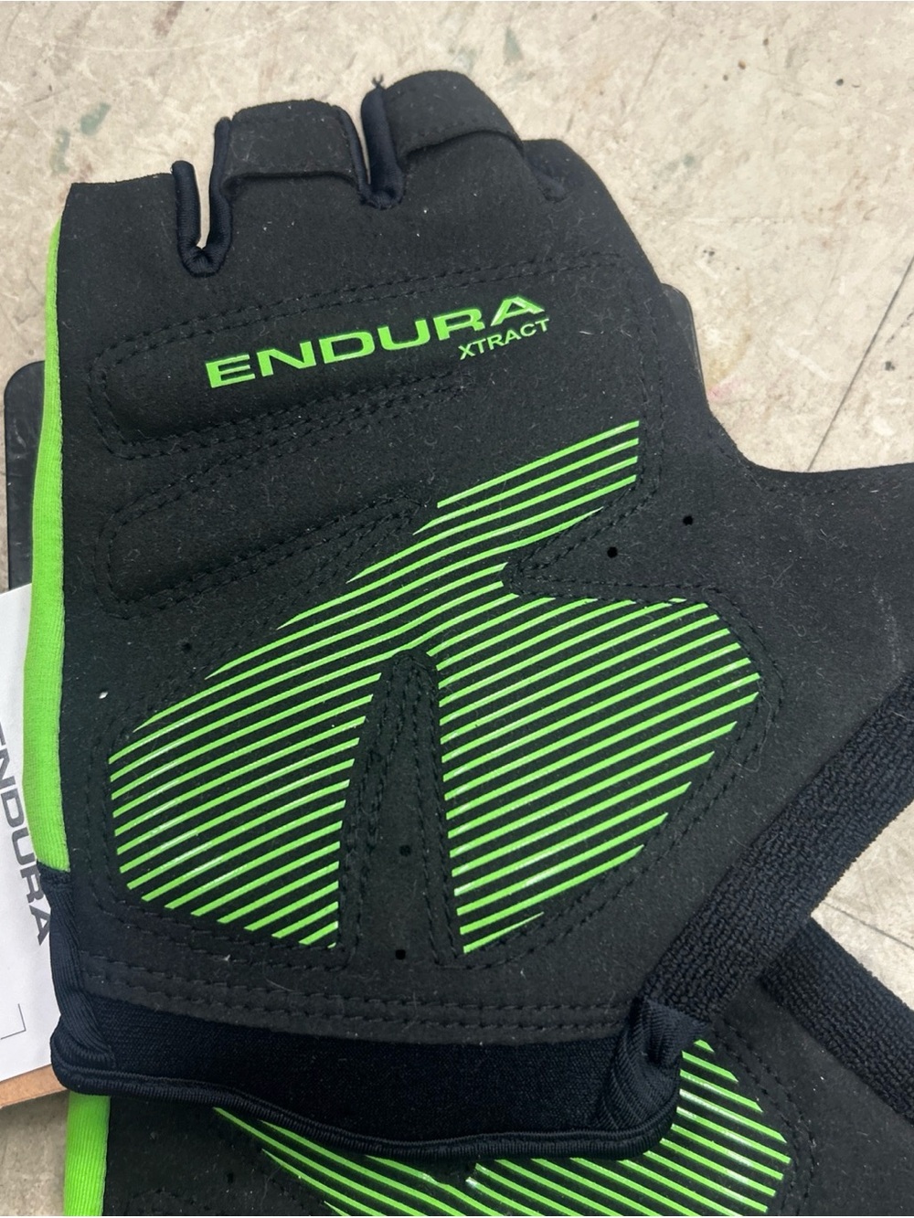 Endura Men's Black & Green Cycling Glove
